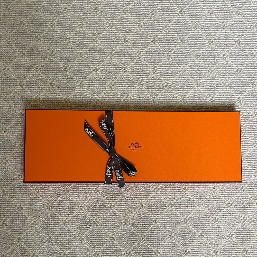 Authentic HERMES Box, Shopping Bag, Ribbon - Picture 2 of 8